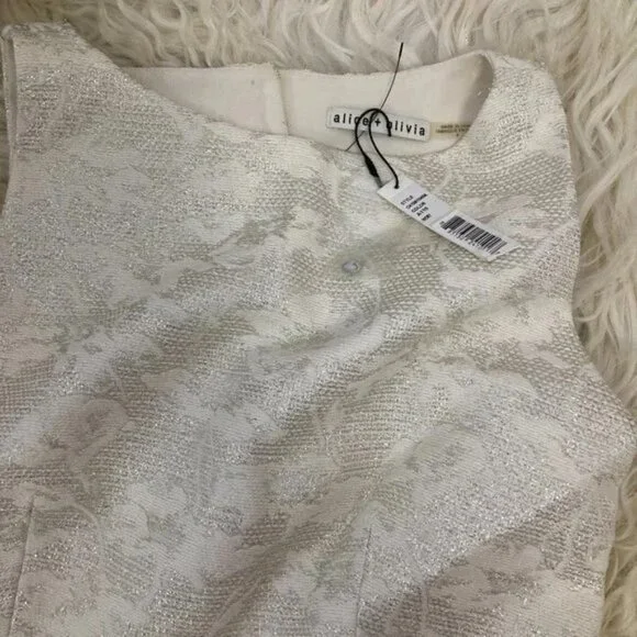 Alice + Olivia 'Lillyanne' Jacquard Fit & Flare Dress